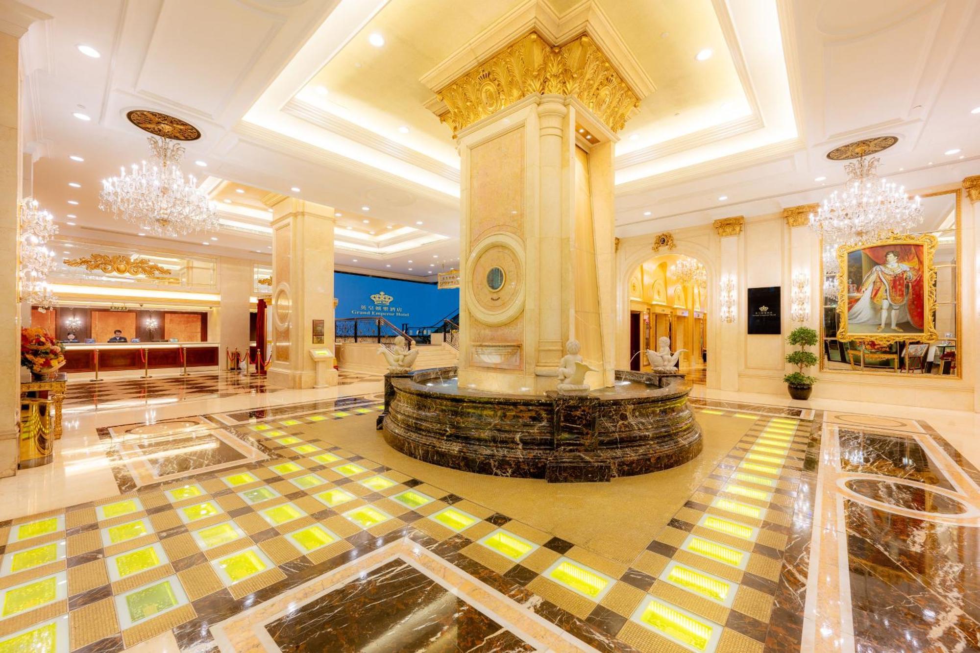 Grand Emperor Hotel Macau Buitenkant foto